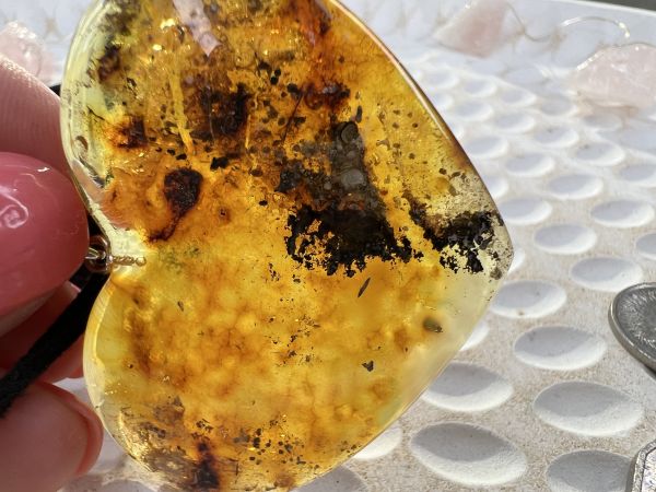 Amber pendant big heart 